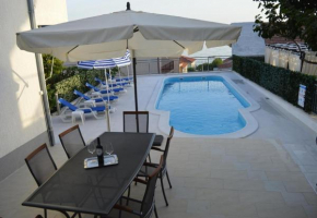 Apartments Vin - with pool